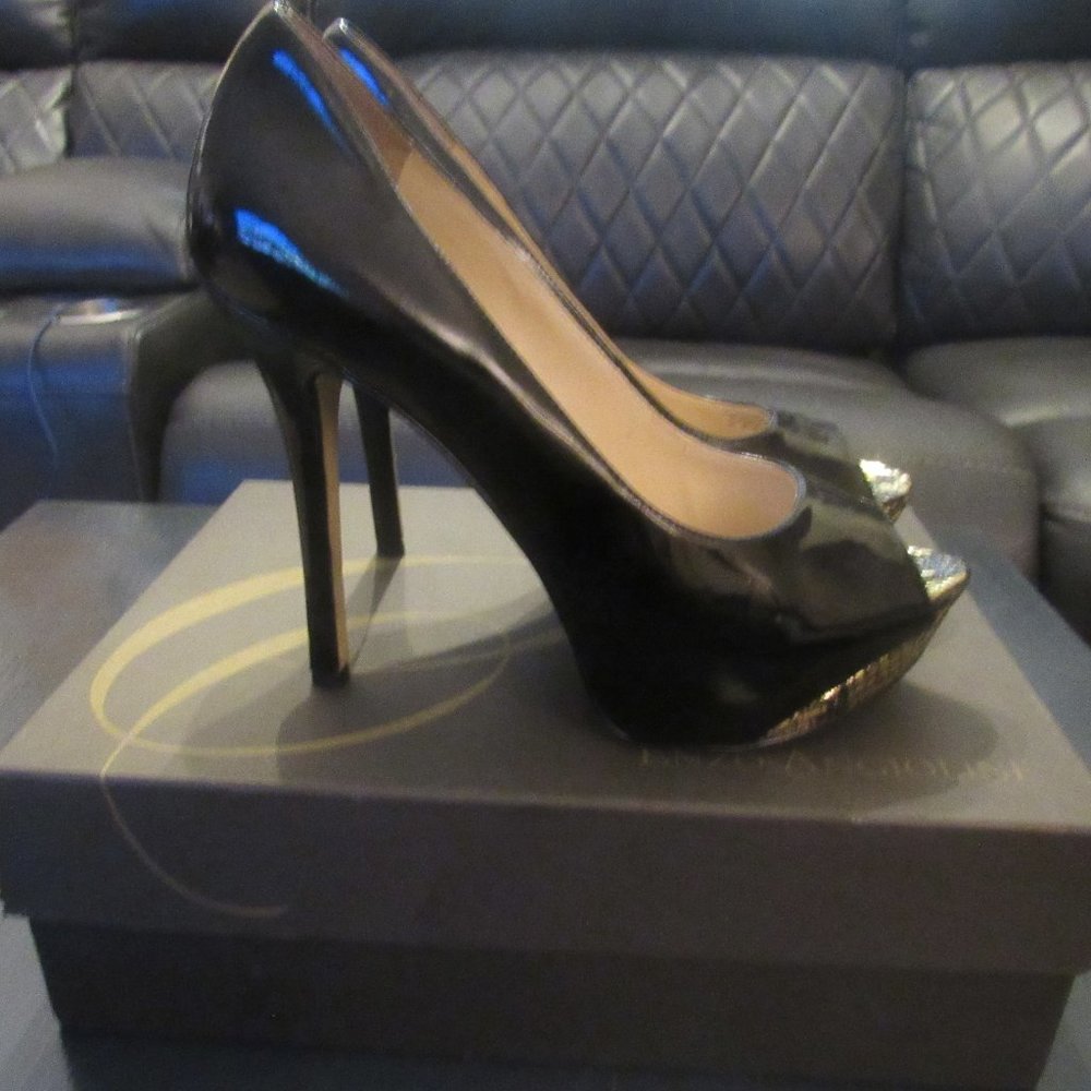 ENZO ANGIOLINI - Black Patent Leather Peeptoe Heels EA7TIMGA ~Sz 9.5